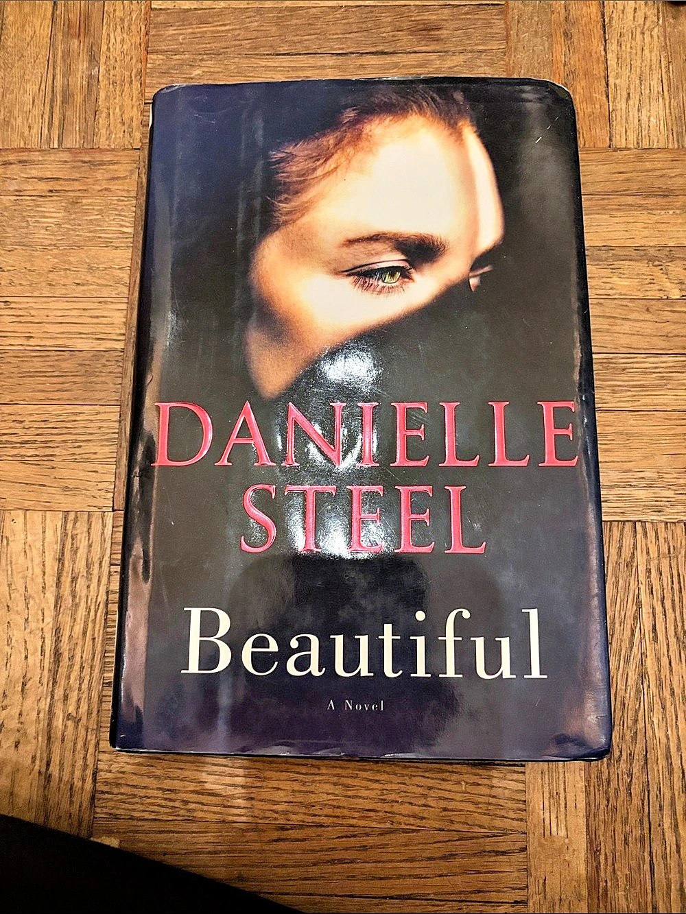 Danielle Steel Beautiful: A Novel Hardcover Black & Brown
